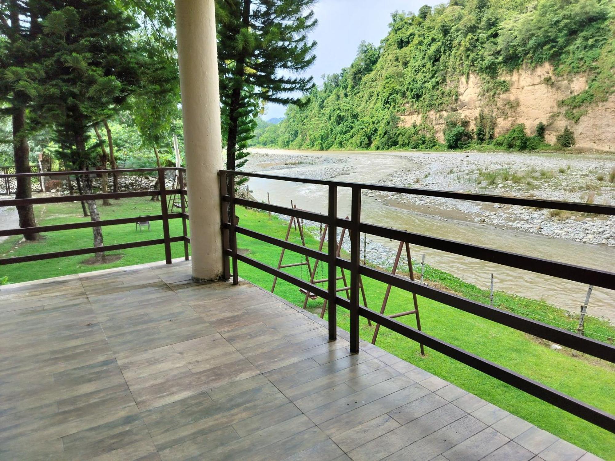 Bel-La Monde Hotel "Riverside" - Jim Corbett Garjia Esterno foto