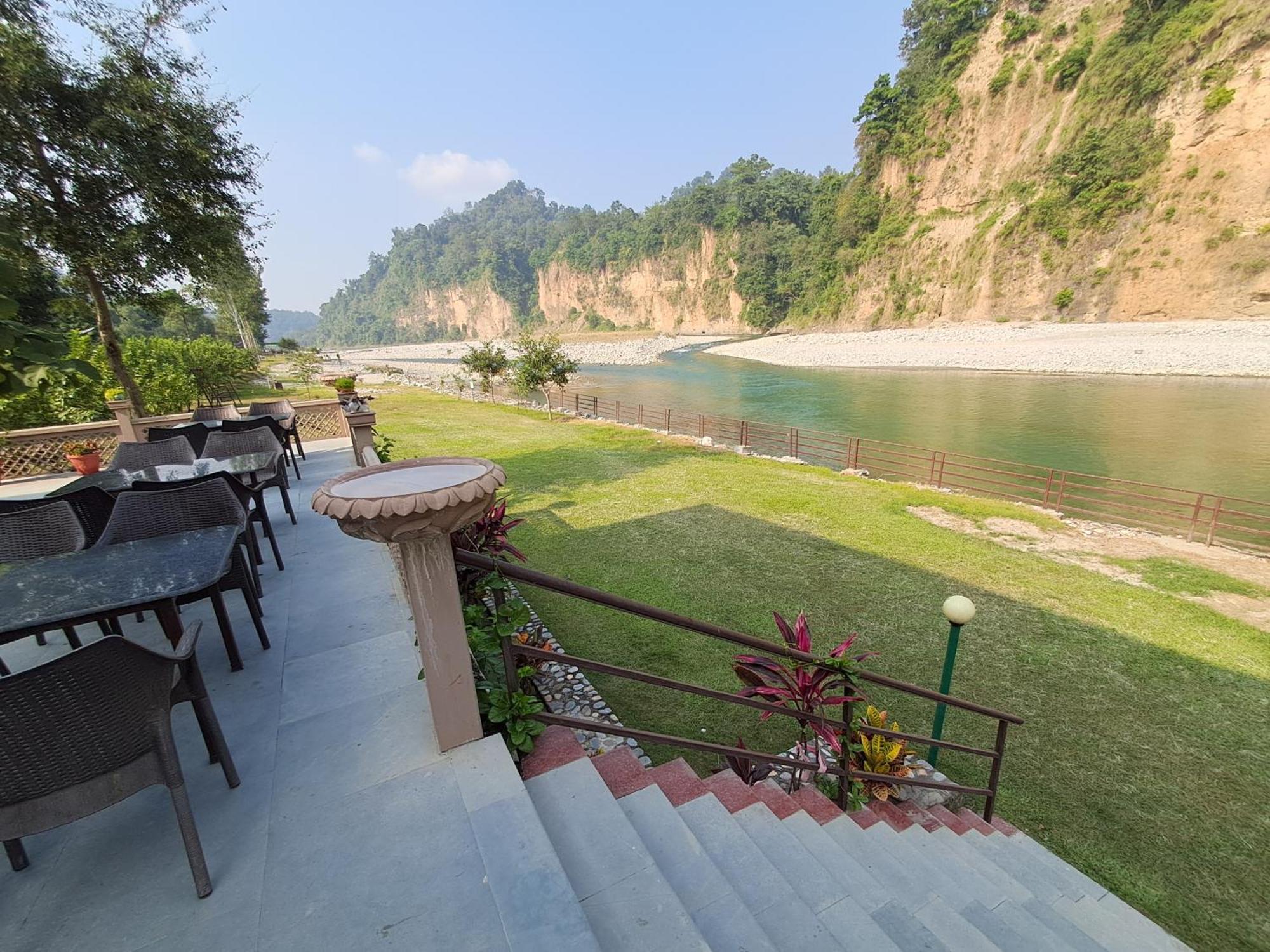 Bel-La Monde Hotel "Riverside" - Jim Corbett Garjia Esterno foto
