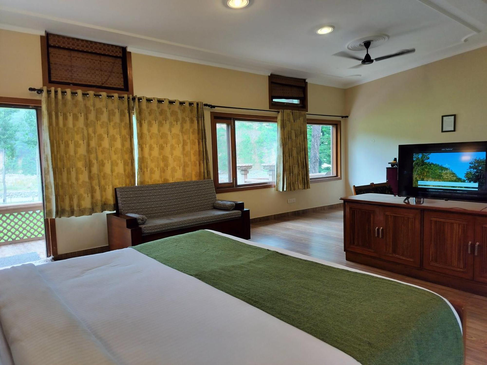 Bel-La Monde Hotel "Riverside" - Jim Corbett Garjia Esterno foto