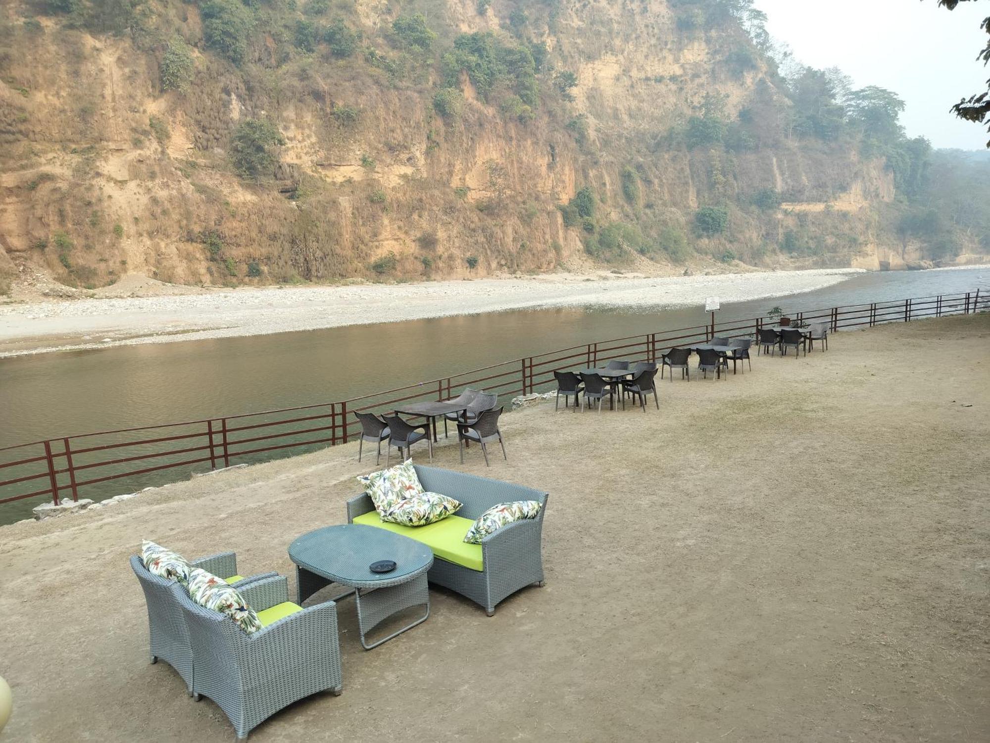 Bel-La Monde Hotel "Riverside" - Jim Corbett Garjia Esterno foto