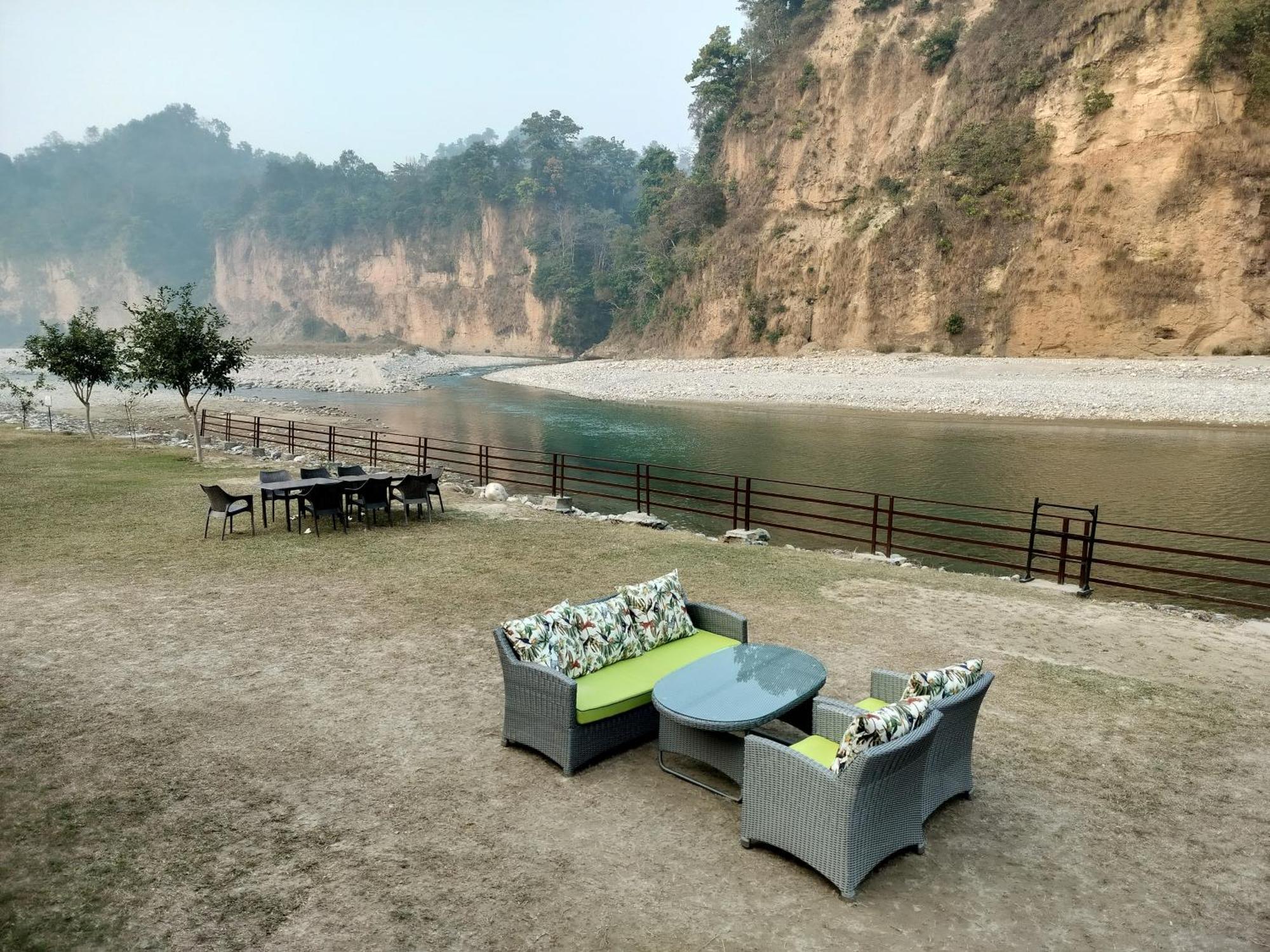 Bel-La Monde Hotel "Riverside" - Jim Corbett Garjia Esterno foto