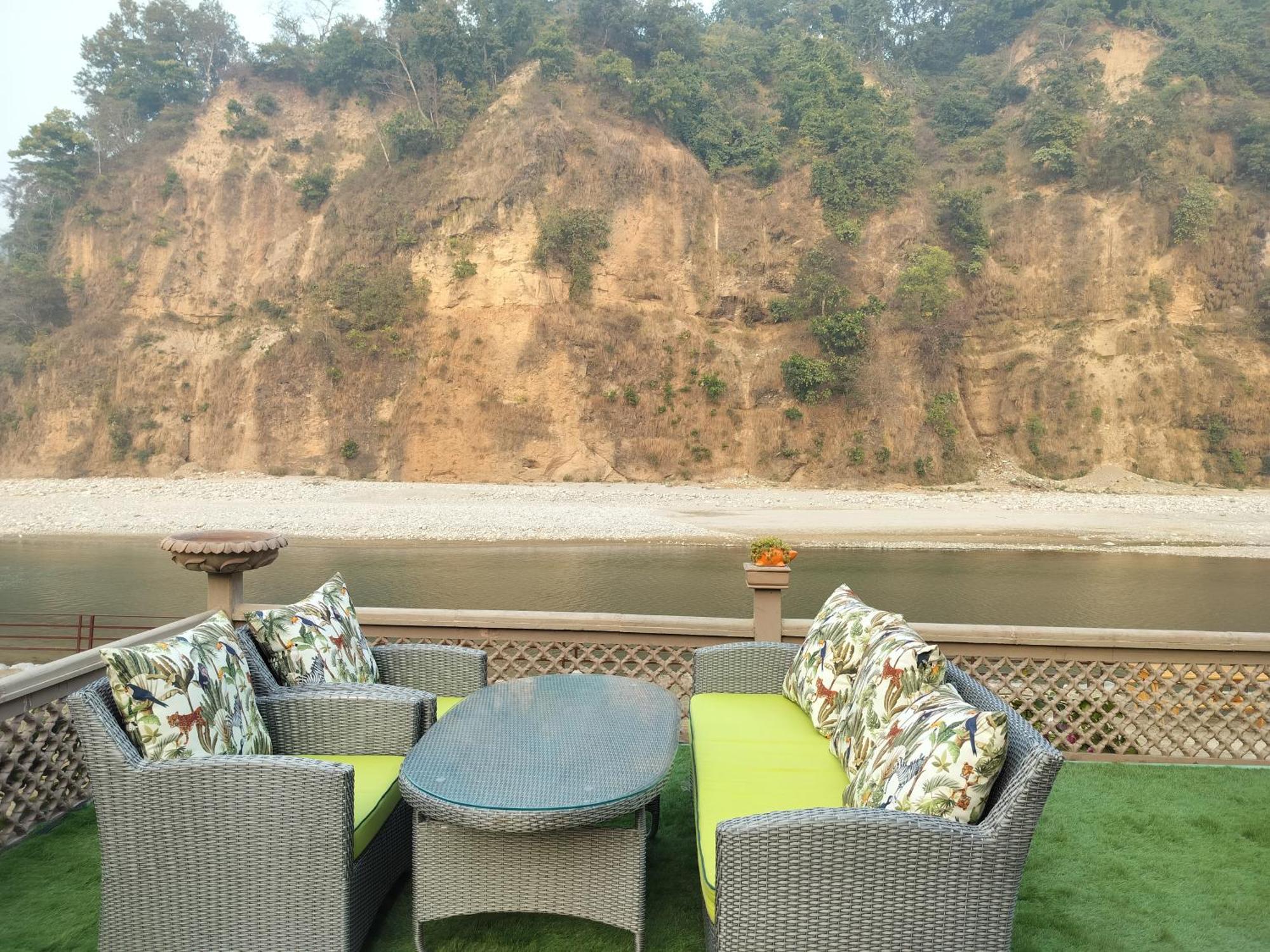 Bel-La Monde Hotel "Riverside" - Jim Corbett Garjia Esterno foto